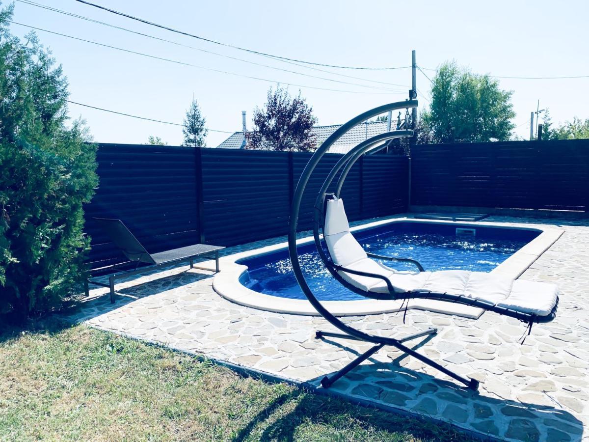 Luxury 3 Bedroom Pool Villa Gulia エクステリア 写真