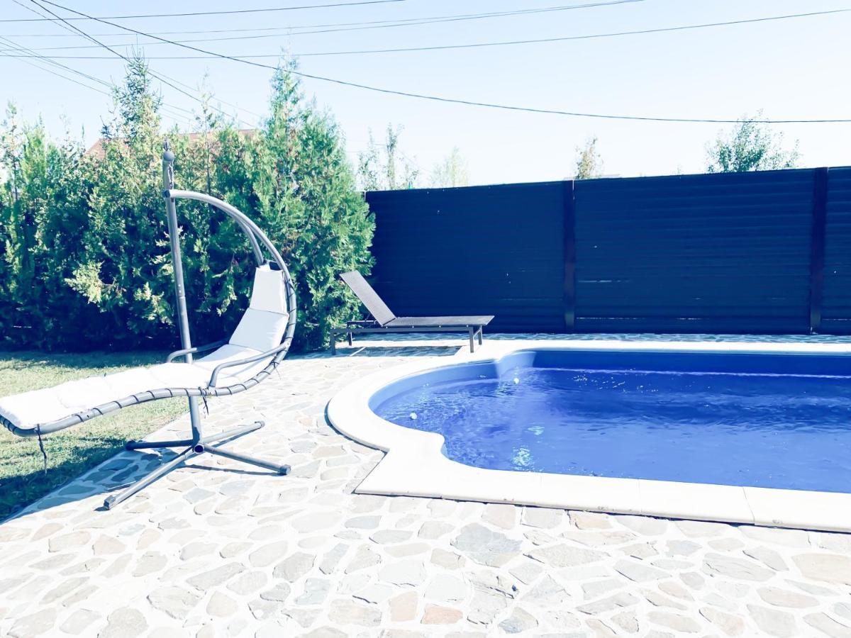 Luxury 3 Bedroom Pool Villa Gulia エクステリア 写真